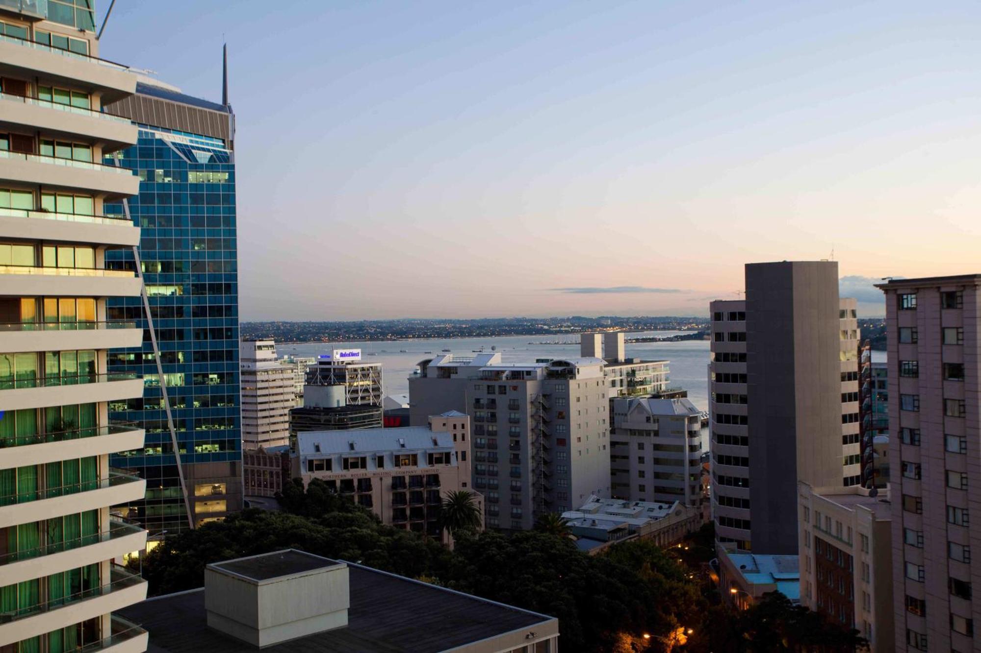 The Quadrant Hotel & Suites Auckland Exterior foto